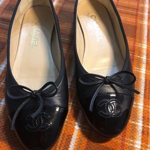 Chanel Black Ballet Flats 37